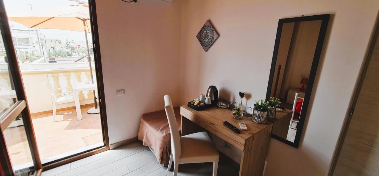 Kalispera Hotel Torre Lapillo Kültér fotó