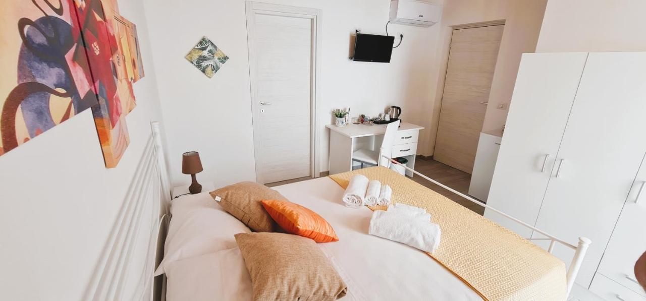 Kalispera Hotel Torre Lapillo Kültér fotó
